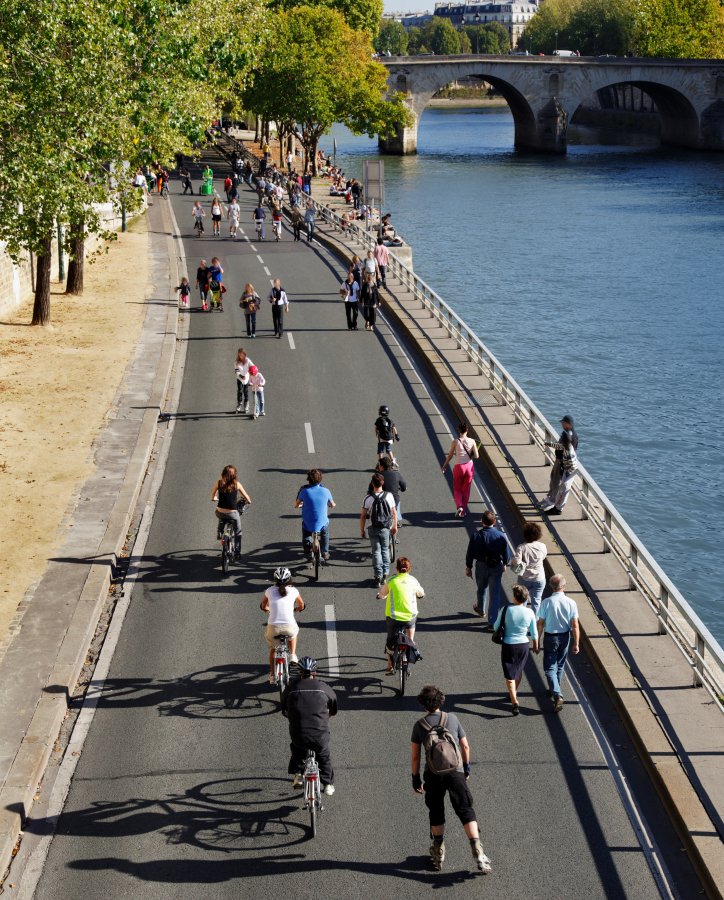 vélo électrique, trottinette électrique, mobilité, parking trottinette, parking