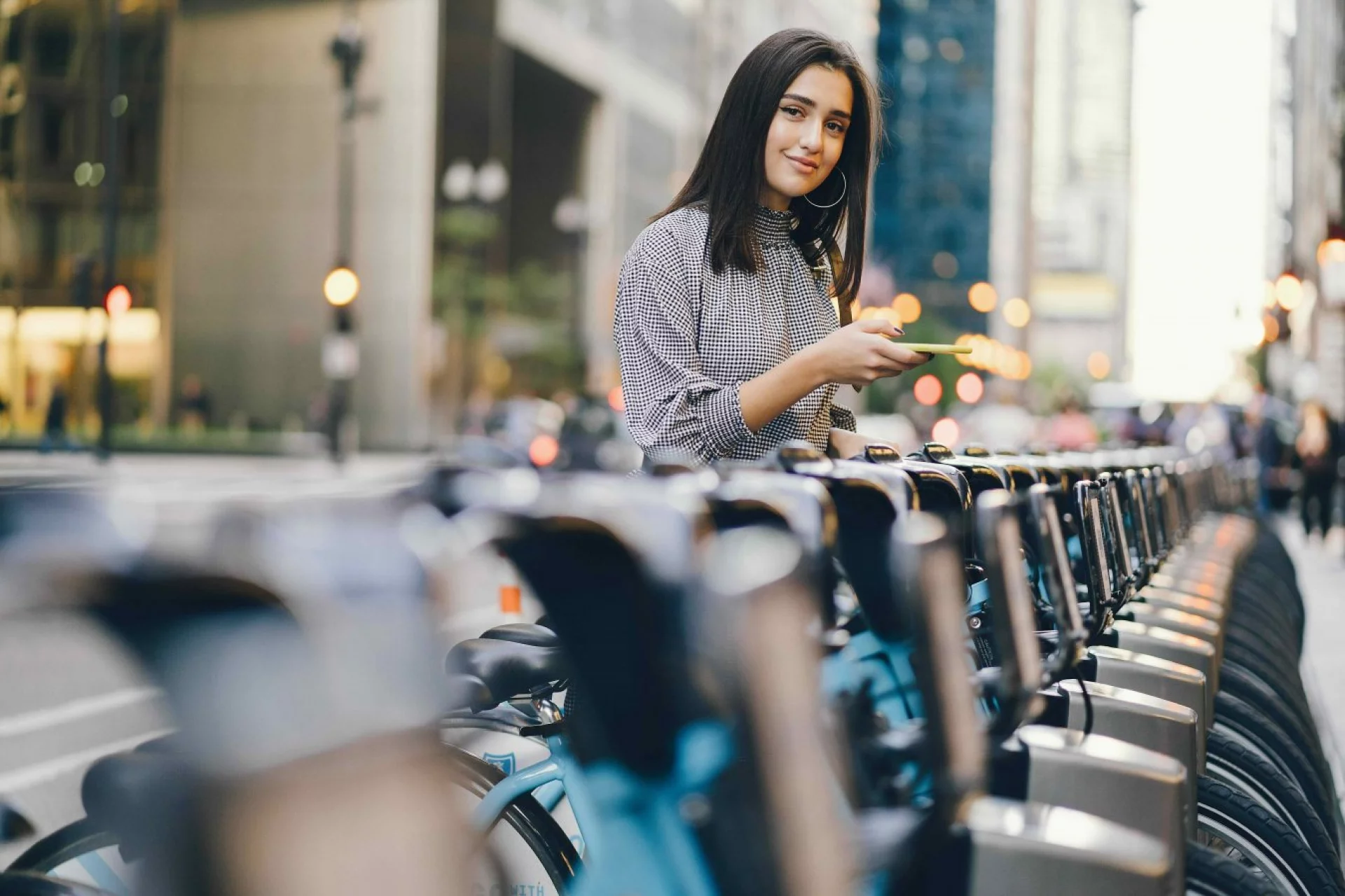 Bornes à Vélo : Promouvoir la mobilité durable et choisir le meilleur modèle | The Charging Place